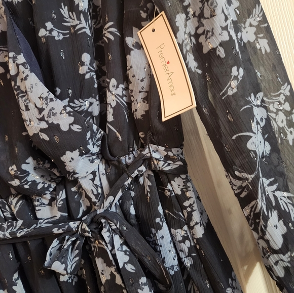 Brand new spring dress - Picture 3 of 6